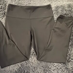 Athleta Elation 7/8 Tight in Black
